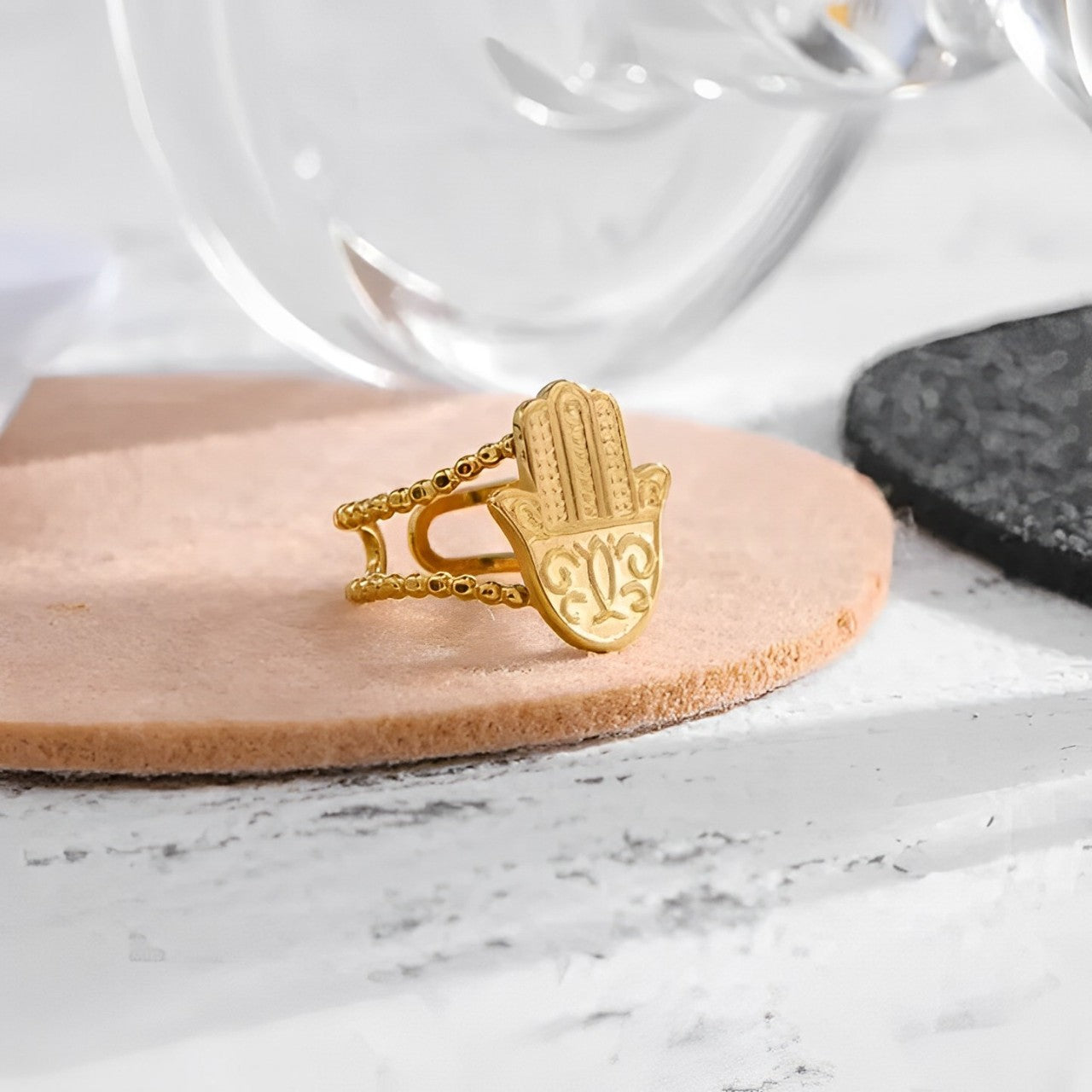 Anel Hamsá Mão de Fátima (Banhado a Ouro 18K)