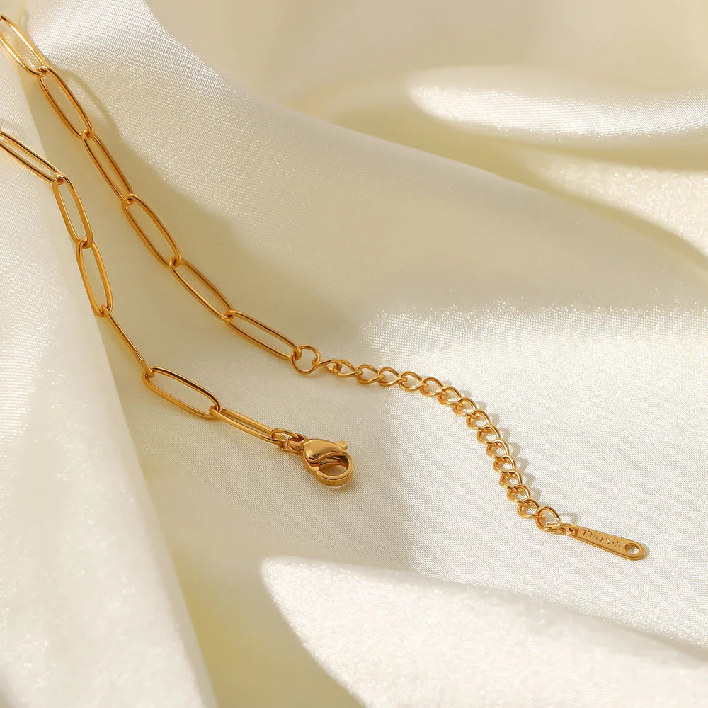 Colar Algemas Elos Compridos (Banhado a Ouro 18K)