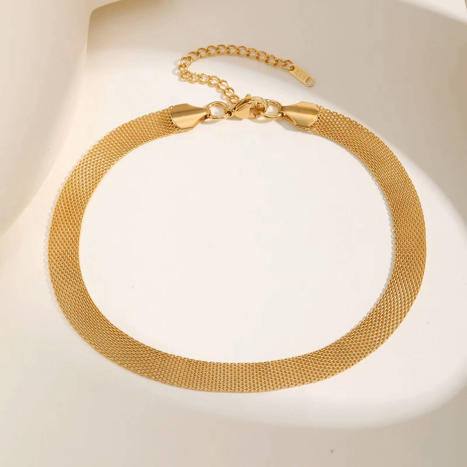 Colar Choker Malha Elegante (Banhada a Ouro)
