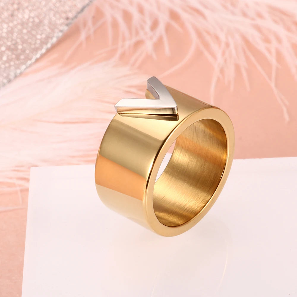 Anel Vivace Deluxe (Banhado a Ouro 18K)