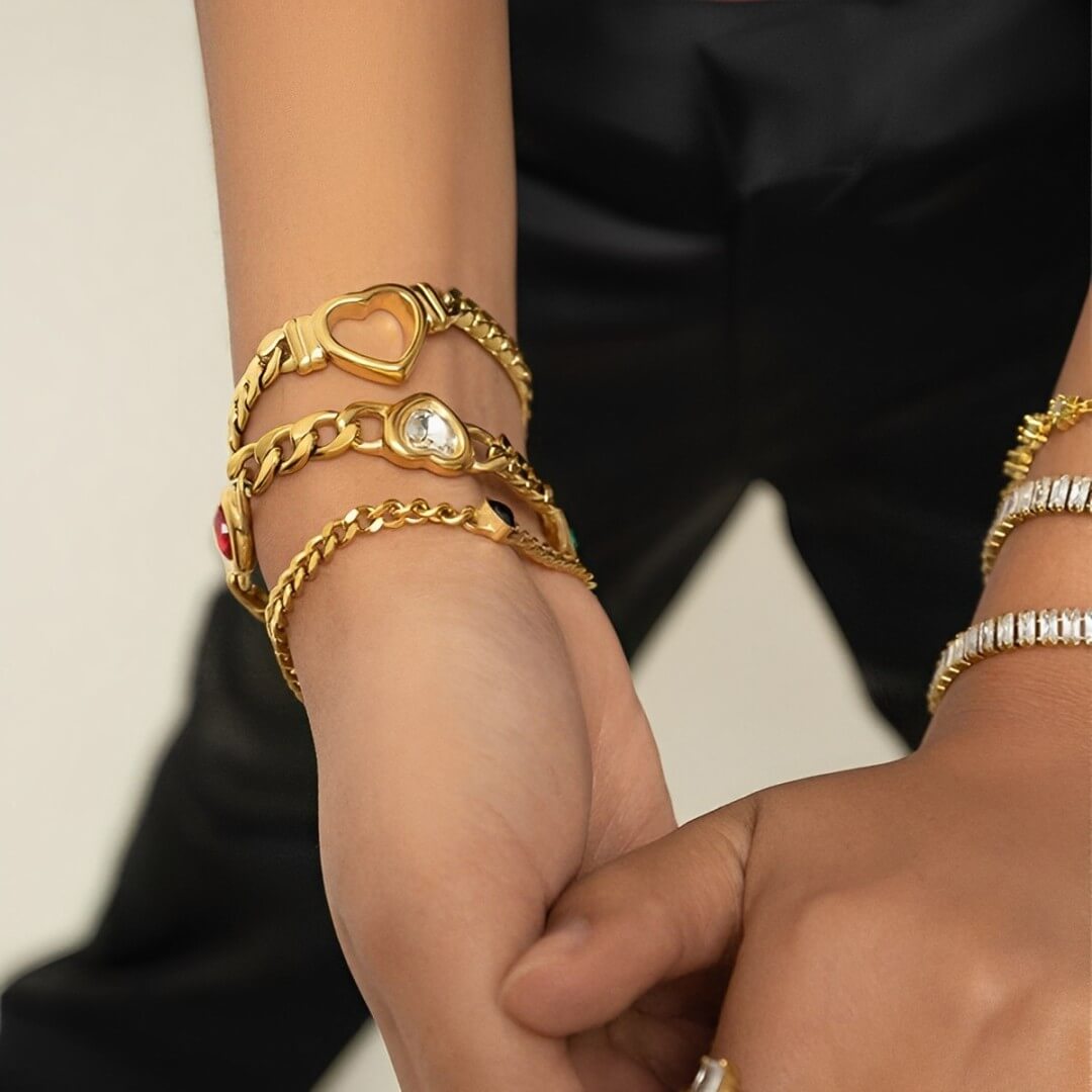Pulseira Coração com Corrente de Elos Largos (Banhado a Ouro 18K)