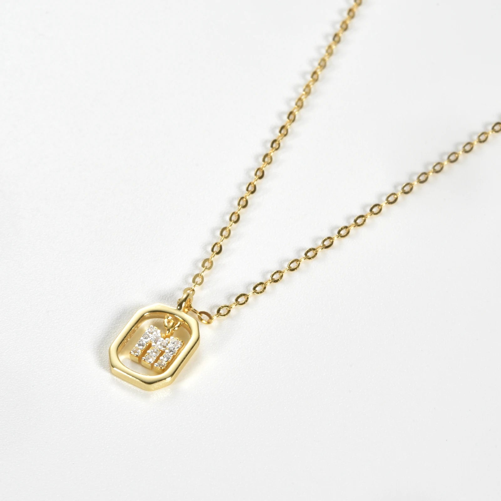 Colar Iniciais Zircônia (Banhado a Ouro 18K)