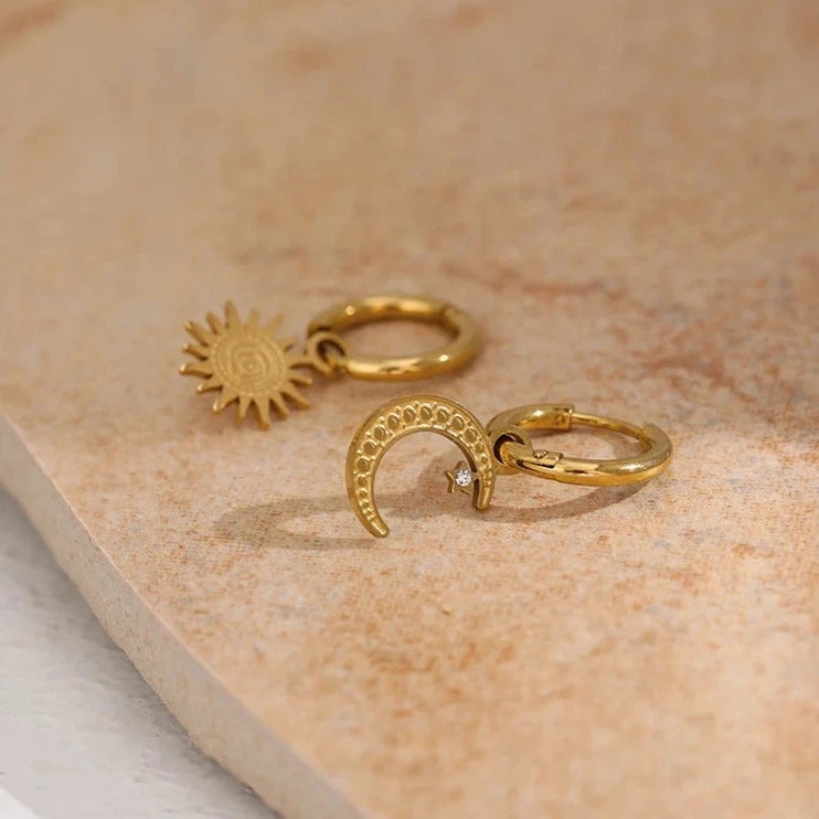 Brinco Argola Sol e Lua (Banhado a Ouro 18K)