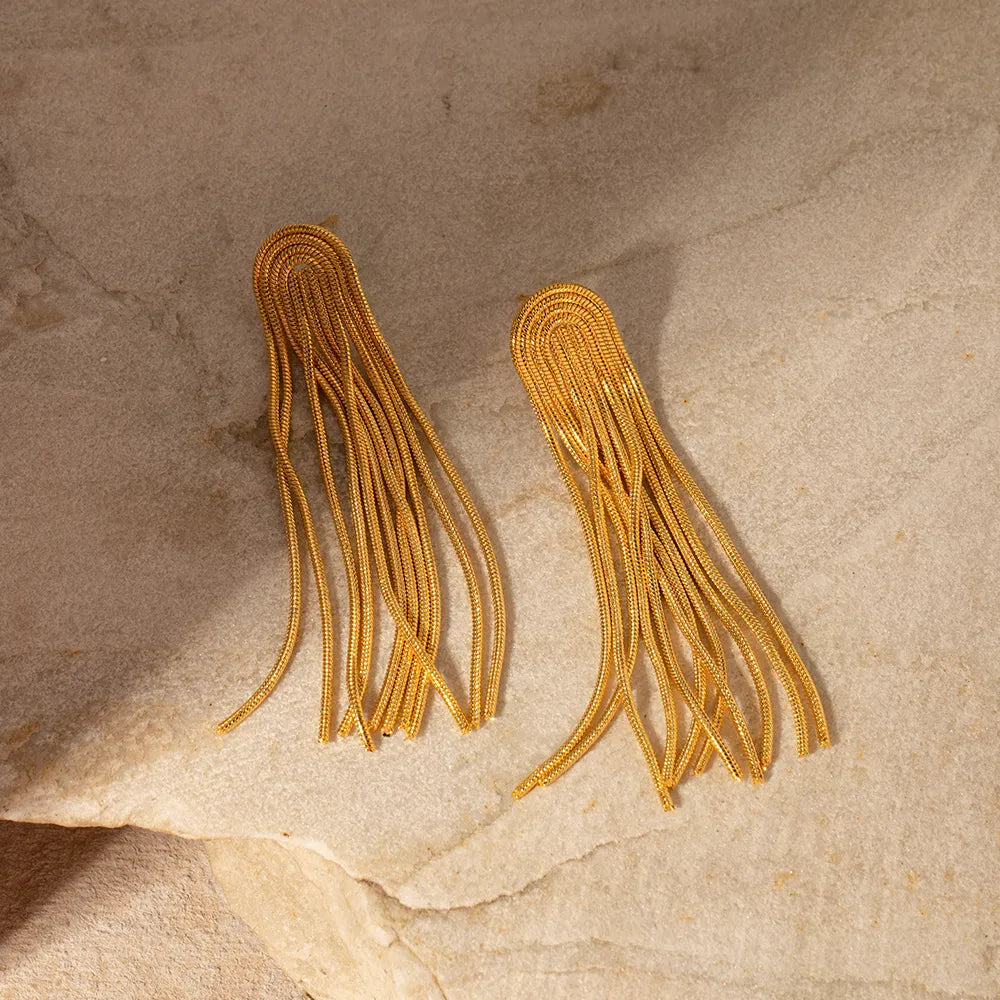 Brinco Medusa (Banhado a Ouro 18K)