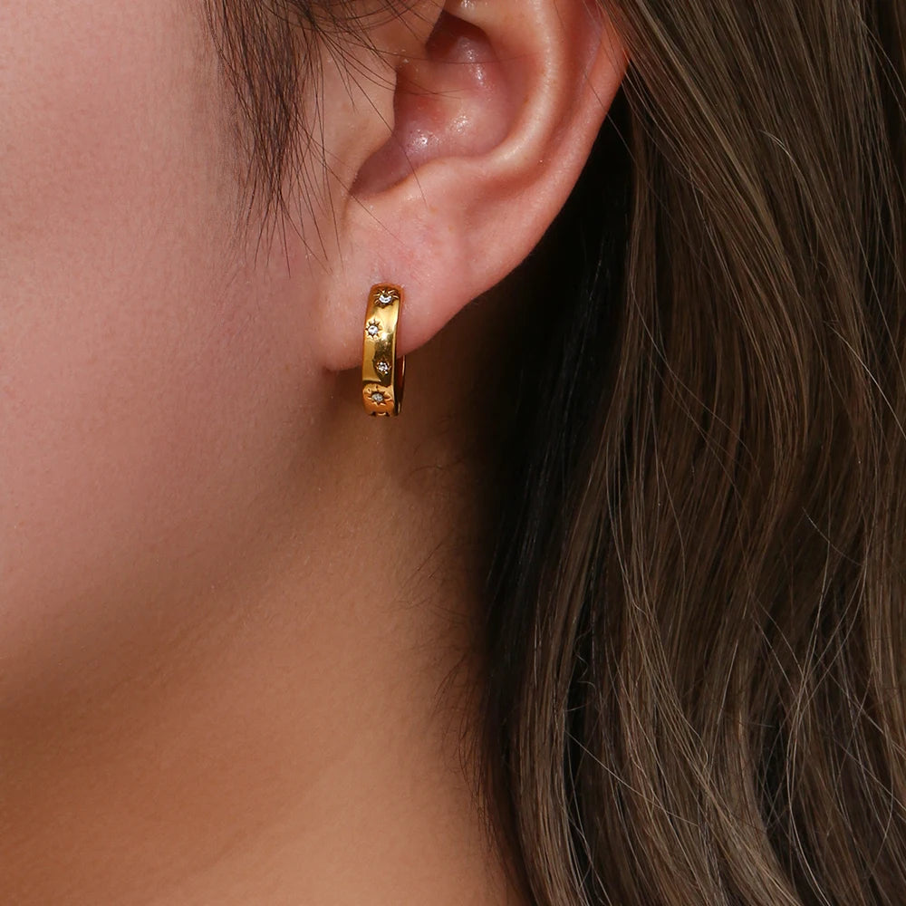 Brinco Stella Zircônia (Banhado a Ouro 18K)