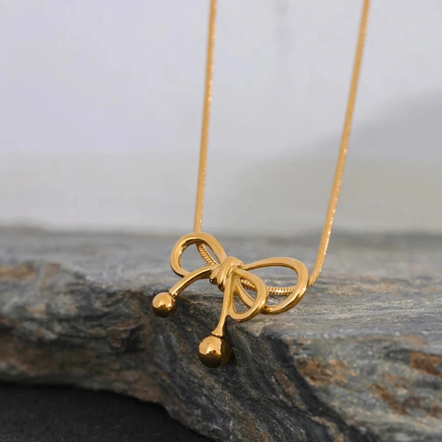 Colar Laço (Banhado a Ouro 18K)
