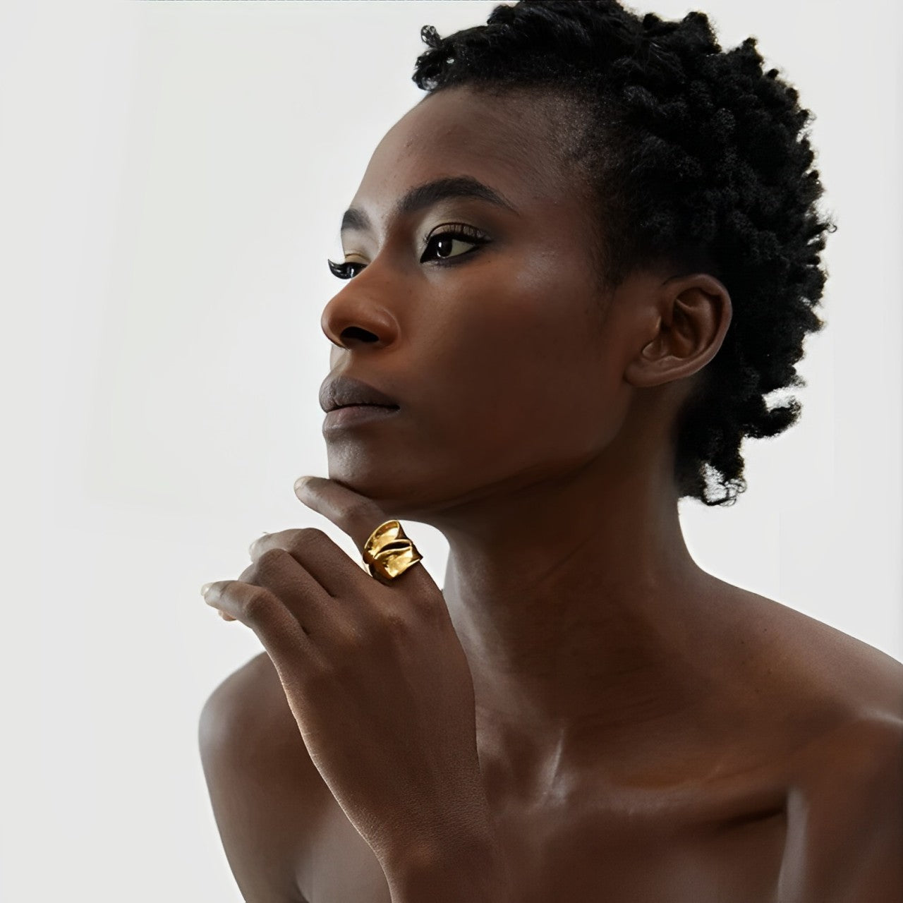 Anel Voluta Elegância (Banhado a Ouro 18K)