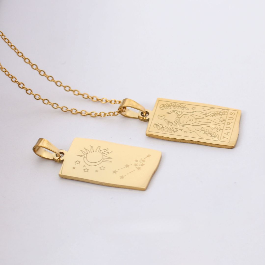 Coleção Zodíaco - Colares com Pingentes dos Signos (Banhado a Ouro 18K)