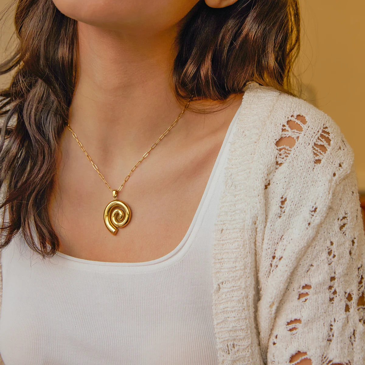 Colar Pingente Espiral Chuncky (Banhado a Ouro 18K)