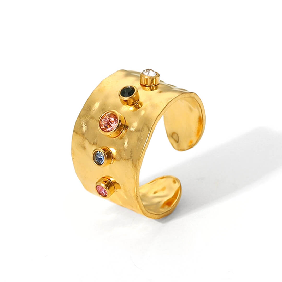 Anel Queen Textura Martelada (Banhado a Ouro 18K)